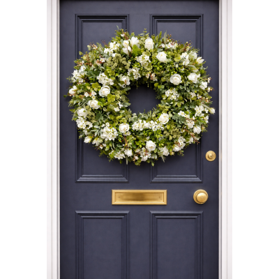Rambling White Rose Luxury Wreath