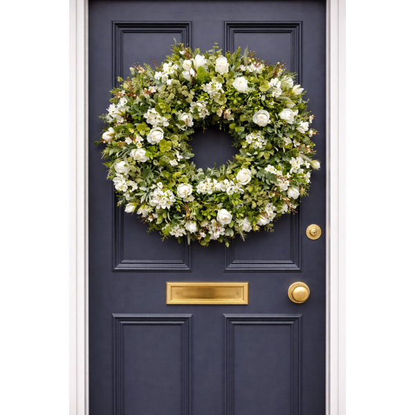 Rambling White Rose Luxury Wreath