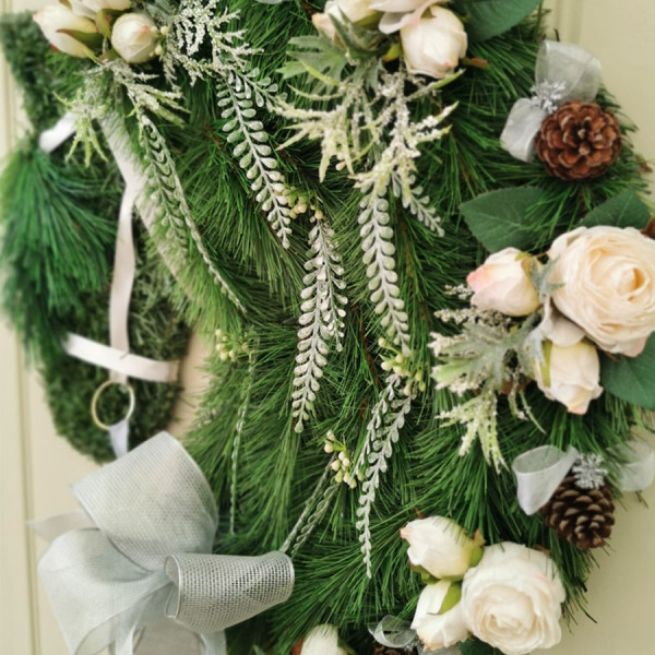 Christmas Snow White horse head wreath
