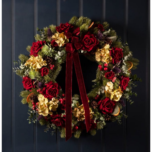 Red Rose Christmas Supreme Wreath